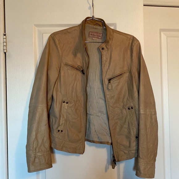 Light tan leather jacket for Fall or Spring. - Picture 1 of 6